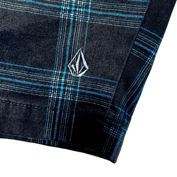 Volcom Corpo Class Black Plaid Dress Short Size 30 - Picture 4 of 7